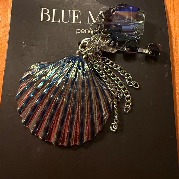 Hildie & Jo Silver Blue Mood Sea Shell Pendant NWT - Picture 1 of 5